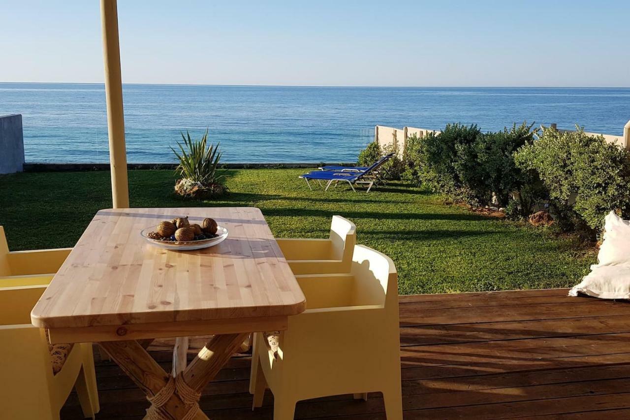 Nautilus House Villa Stalos Luaran gambar