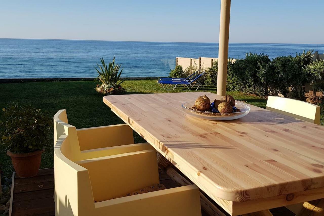 Nautilus House Villa Stalos Luaran gambar